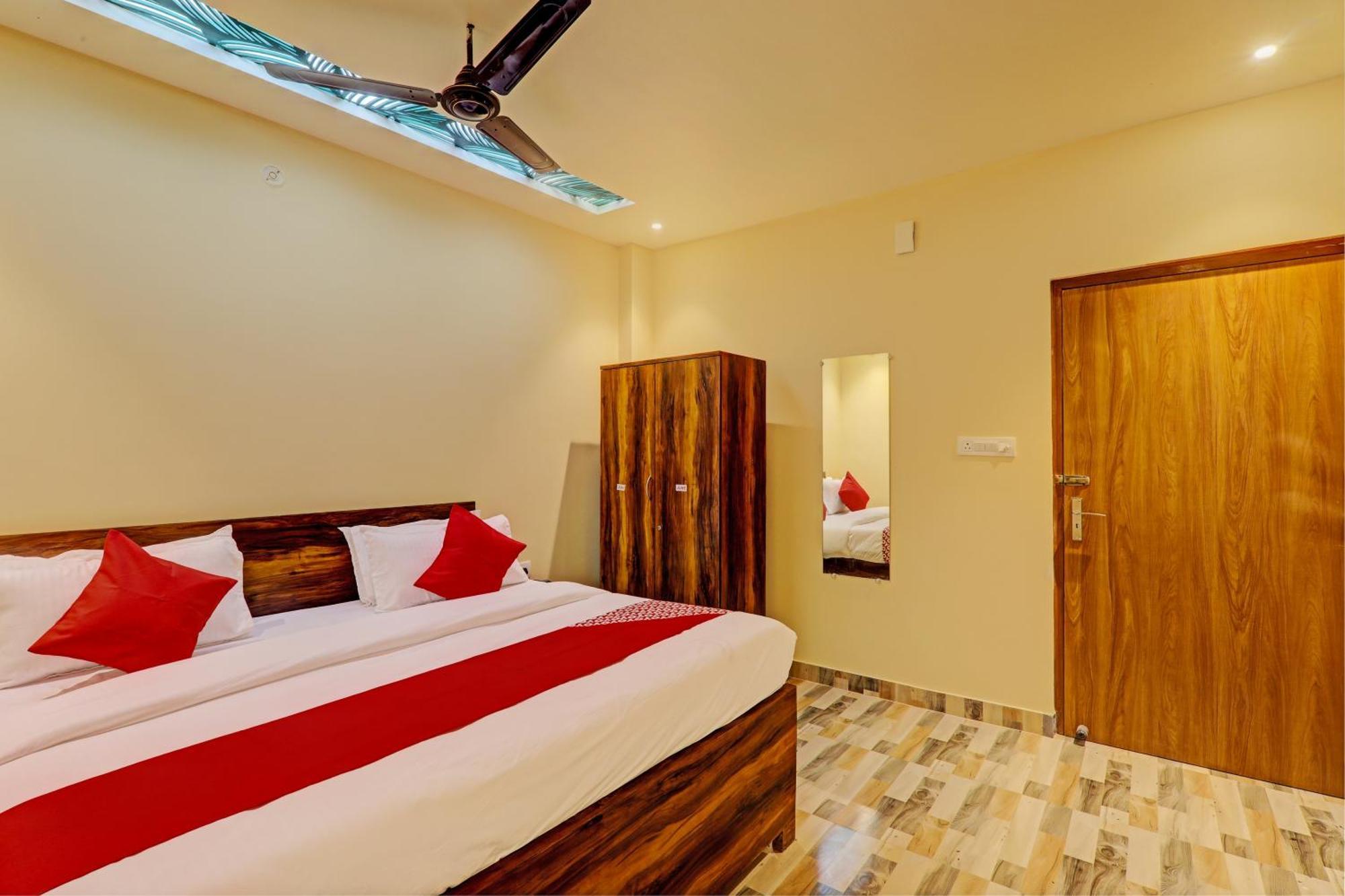 Hotel O Royal Regency Palace Gorakhpur Exterior photo
